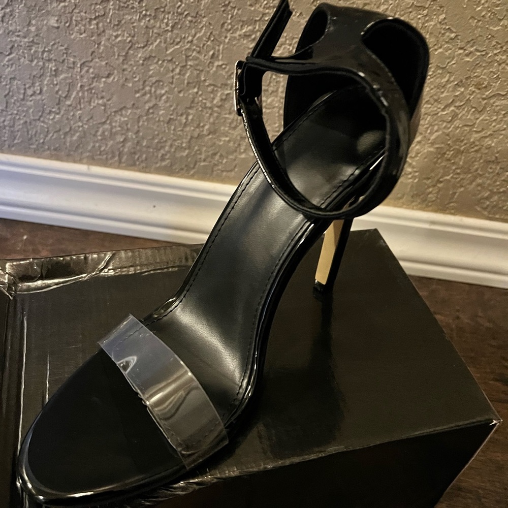 Brand new Black strappy heals with clear strap SZ 8.5 - Picture 3 of 3